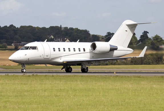 Challenger 605 for sale exterior